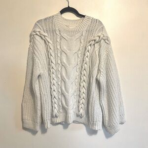 H&M 3D Braid Chunky Knit White Sweater Size XS